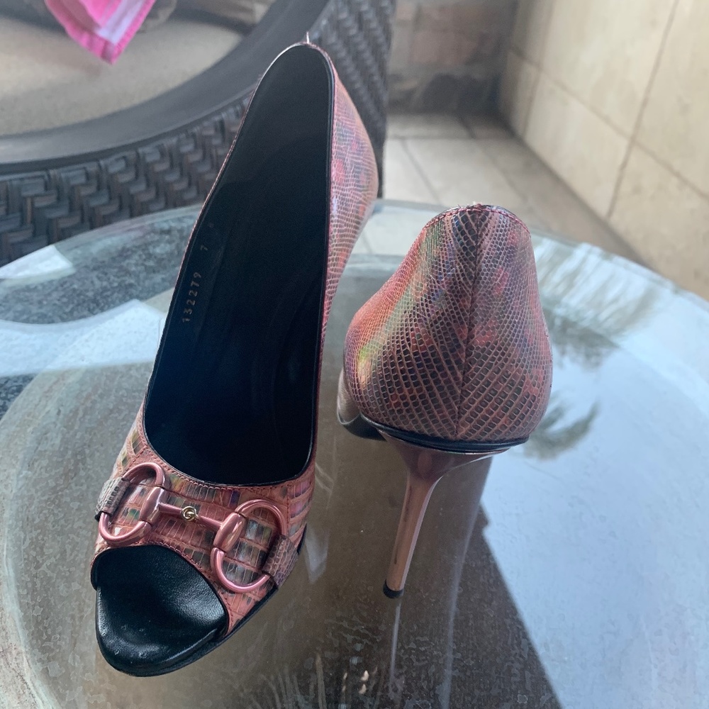 Gucci Metallic Python Peep Toe Pumps - image 5